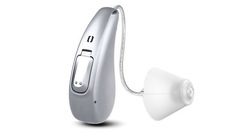 Stellar Li RIC - Audífono Recargable Avanzado Audífono Stellar Li RIC recargable con tecnología avanzada y diseño discreto.